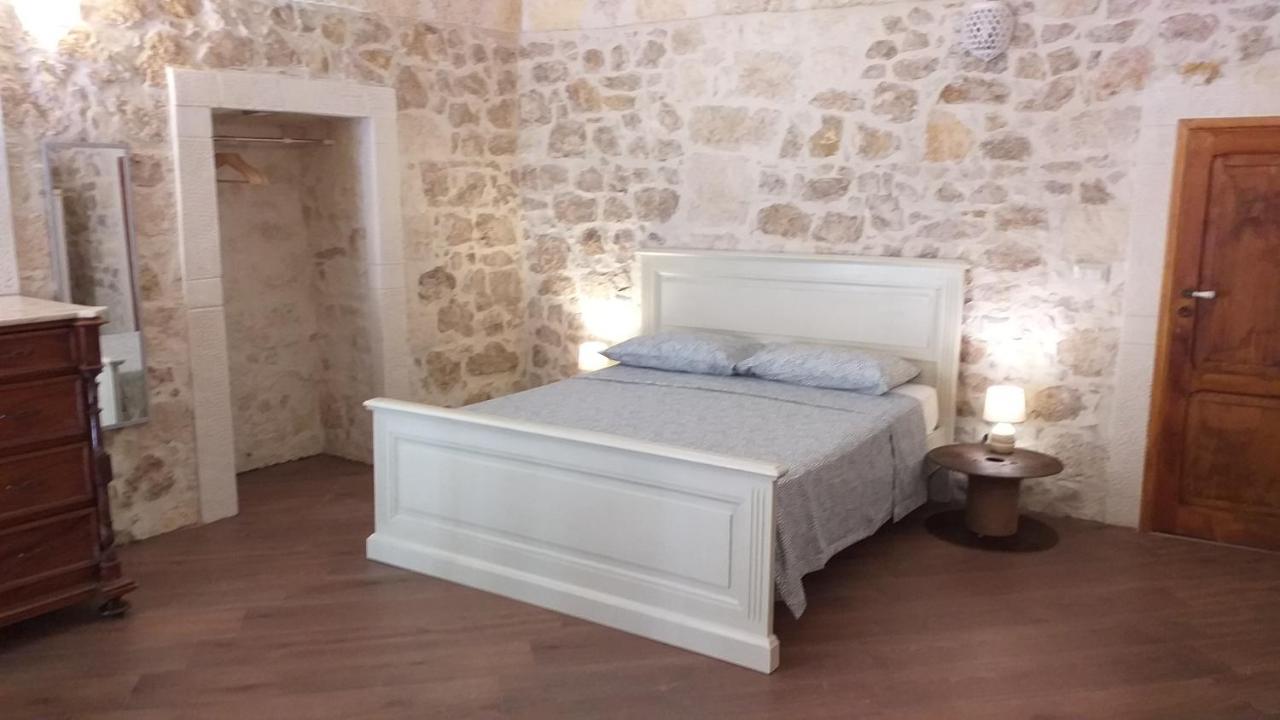 Altana Di Tufo Molfetta Exterior foto